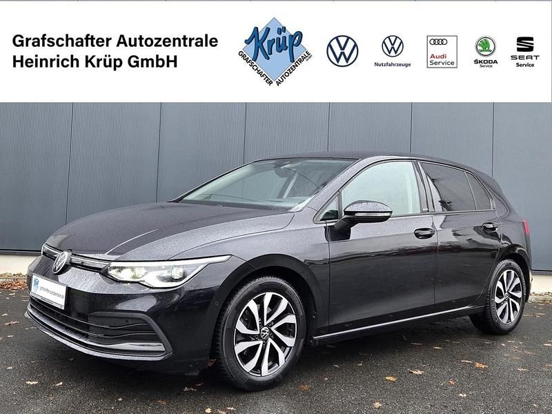 Gebraucht VW Golf VIII Active 150 PS (110 kW) 2022 Schwarz Limousine
