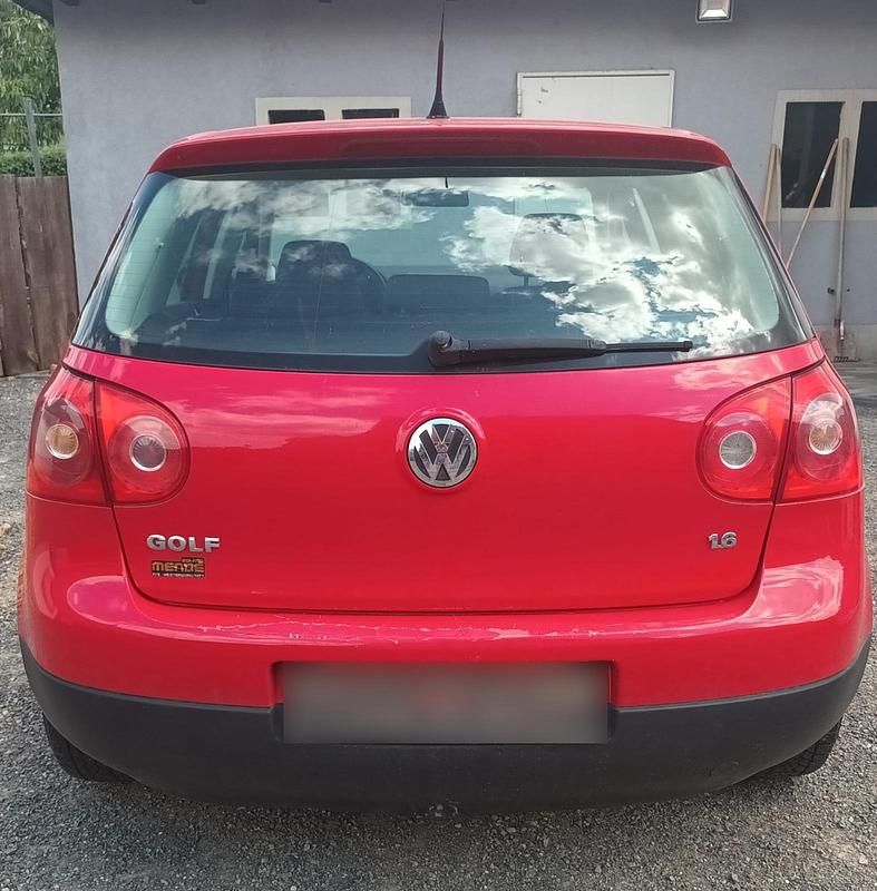 Gebraucht VW Golf IV 115 PS (84 kW) 2006 Rot Kleinwagen