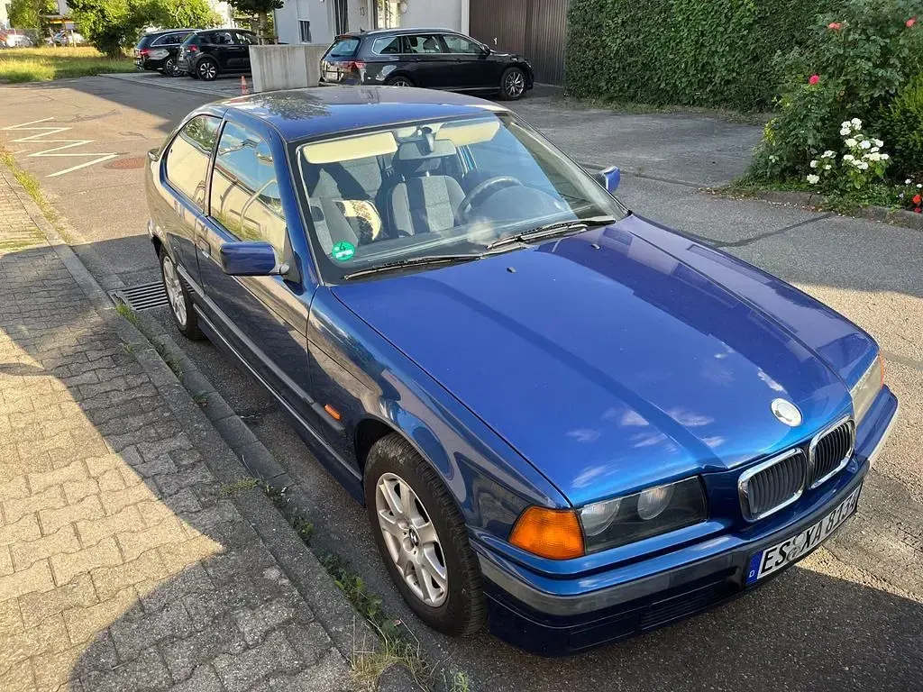 Gebraucht BMW 316 105 PS (77 kW) 1999 Blau Limousine