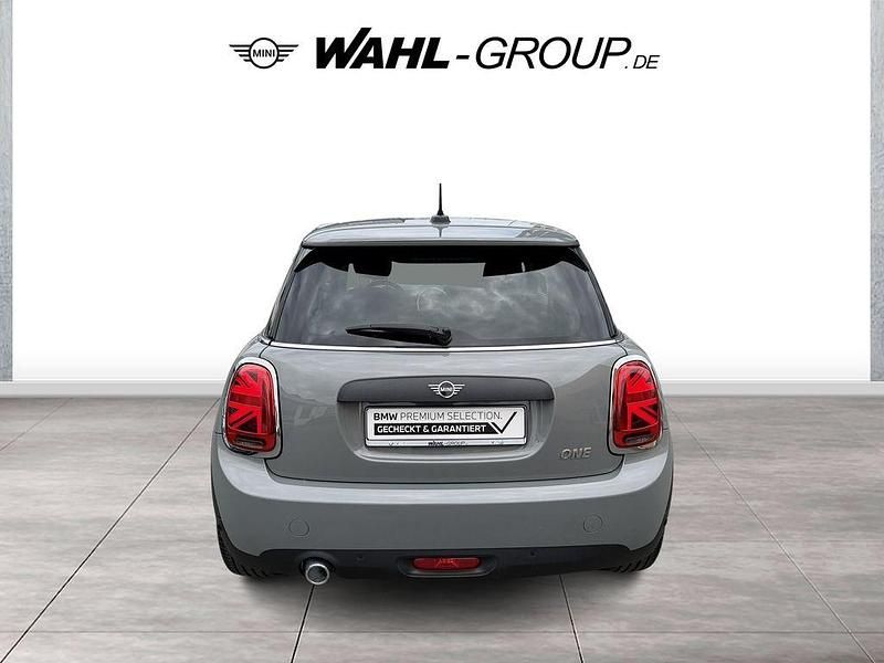 Second-hand Mini ONE Pepper 102 CP (75 kW) 2019 Gri Hatchback