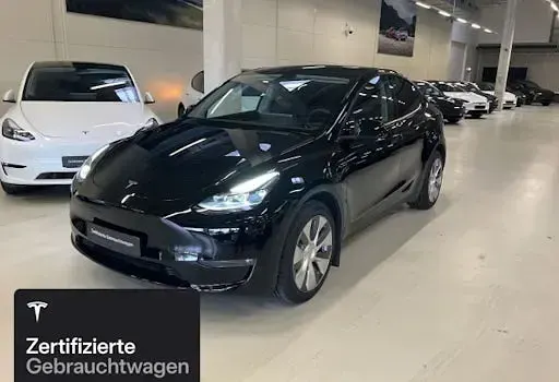 Gebraucht Tesla Model Y 273 kW (372 PS) 2023 Schwarz SUV