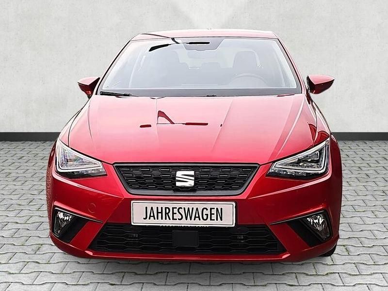 Gebraucht Seat Ibiza Style 95 PS (69 kW) 2025 Desire rot metallic Kleinwagen