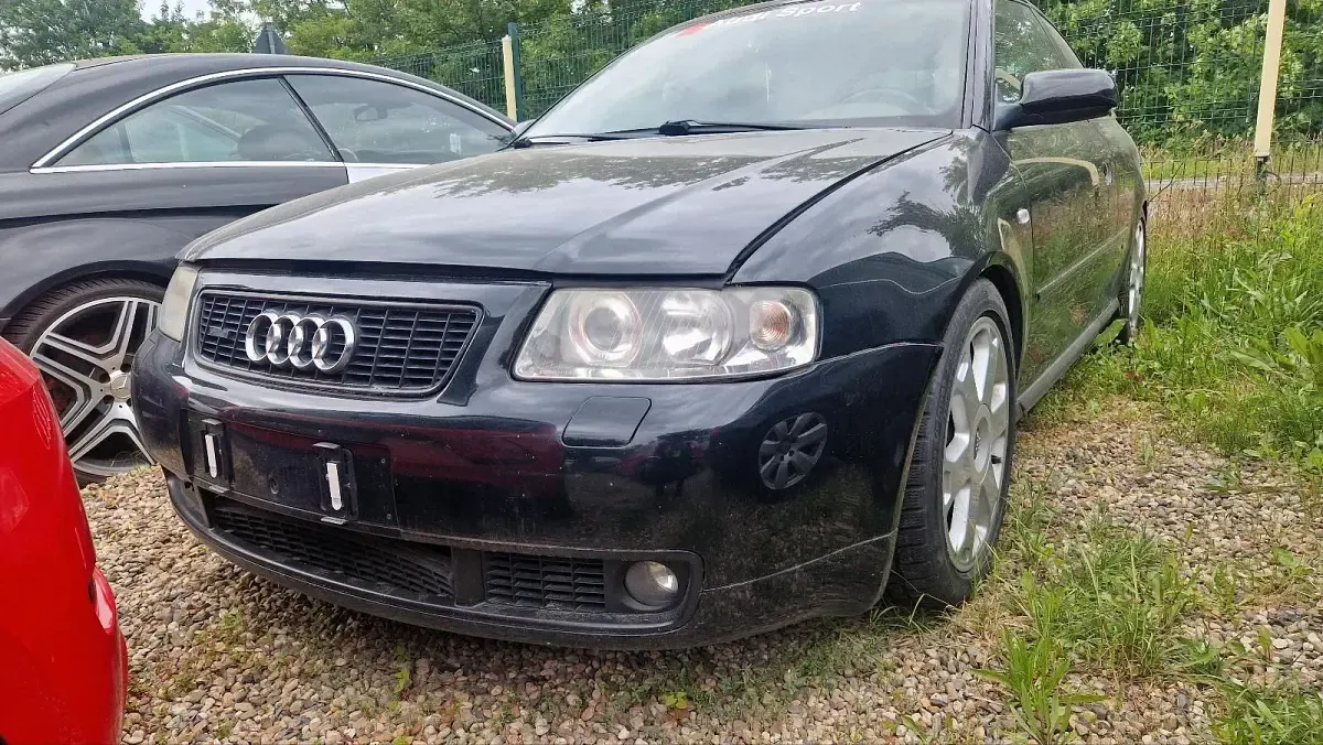 Gebraucht Audi A3 131 PS (96 kW) 2002 Schwarz Kleinwagen