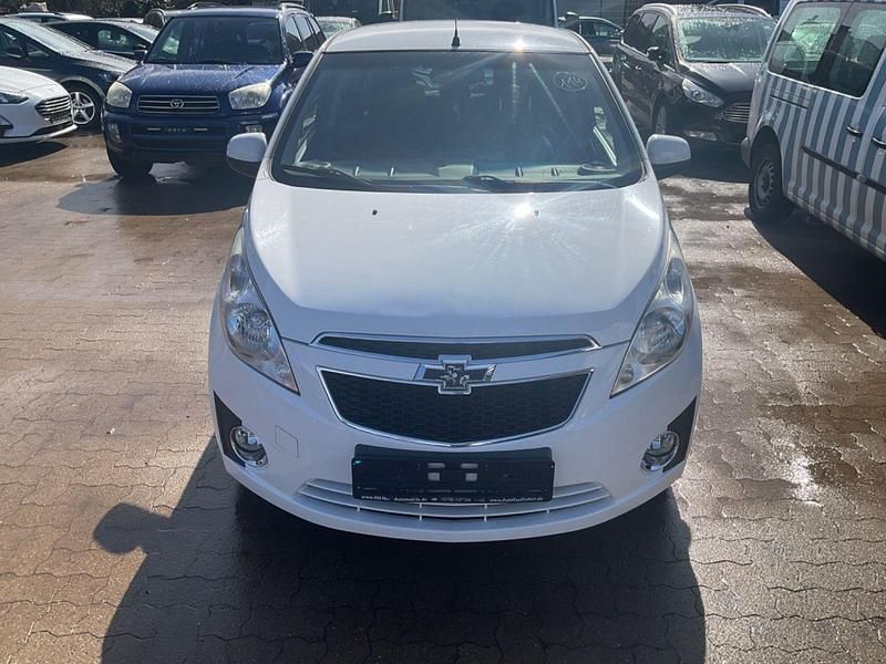 Gebraucht Chevrolet Spark 68 PS (50 kW) 2012 Schwarz Kleinwagen