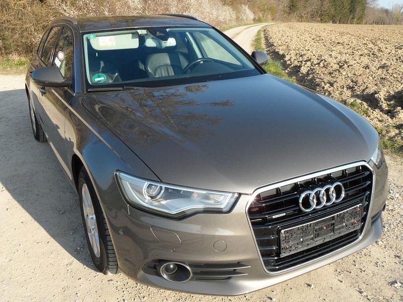 Beige Gebraucht 2014 Audi A6 Ambiente Kombi | 9.900 € (Guter Preis) - Bild 1/4