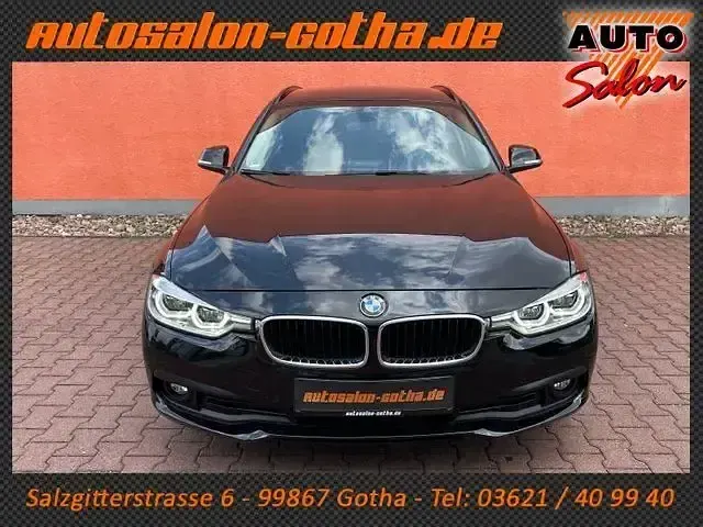 Gebraucht BMW 320 Advantage 190 PS (139 kW) 2018 Schwarz Kombi