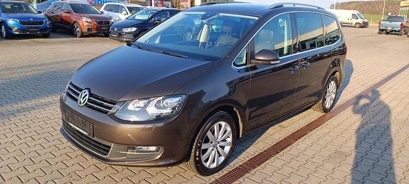 Gebraucht VW Sharan Highline 177 PS (130 kW) 2015 Braun Van / Kleinbus