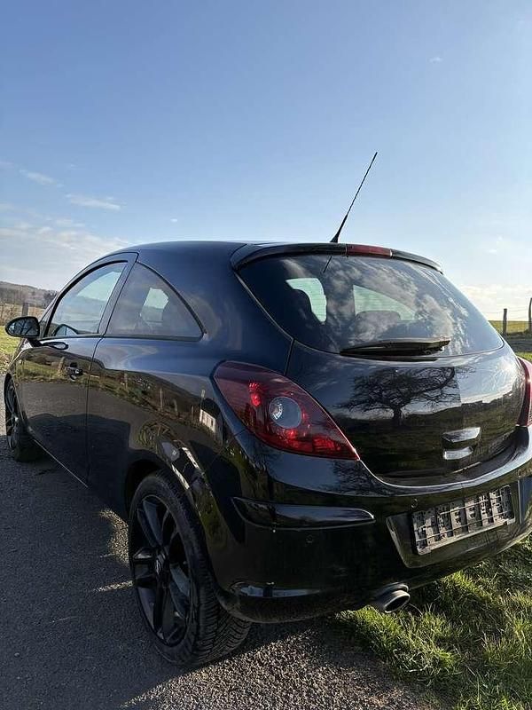 Gebraucht Opel Corsa Satellite 87 PS (63 kW) 2010 Kleinwagen