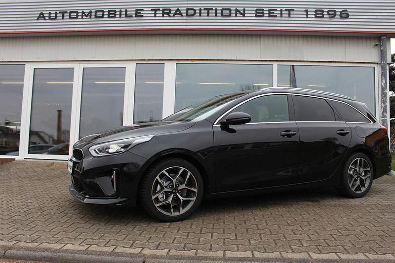 Gebraucht Kia Ceed GT GT 160 PS (117 kW) 2021 Schwarz Limousine