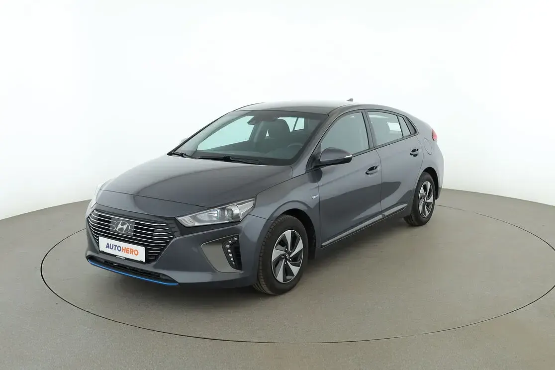 Gebraucht Hyundai Ioniq Trend 141 PS (103 kW) 2019 Kleinwagen