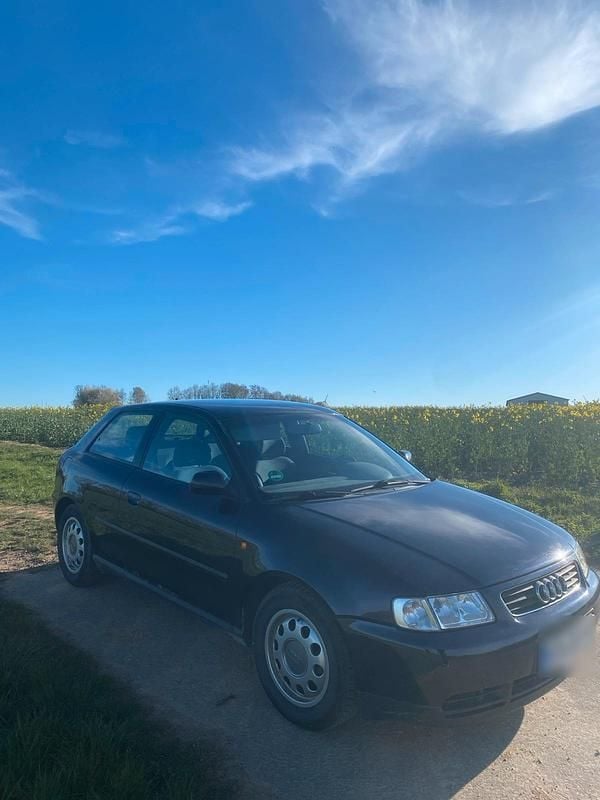 Gebraucht Audi A3 101 PS (74 kW) 1999 Blau Kleinwagen