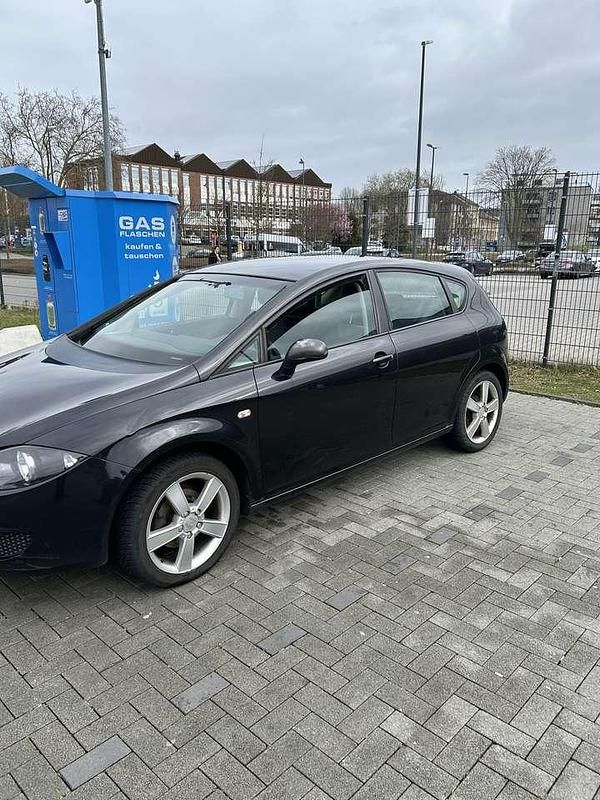 Usata Seat Leon 105 CV (77 kW) 2005 Utilitaria