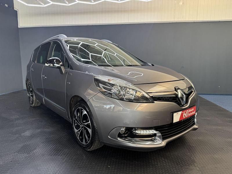 Grau Gebraucht 2014 Renault Grand Scénic III Bose Edition Van / Kleinbus | 8.999 € (Etwas zu teuer) - Bild 1/4
