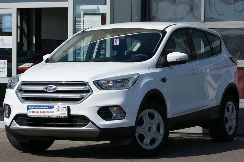 Weiß Gebraucht 2019 Ford Kuga Trend SUV | 15.600 € (Guter Preis) - Bild 1/4