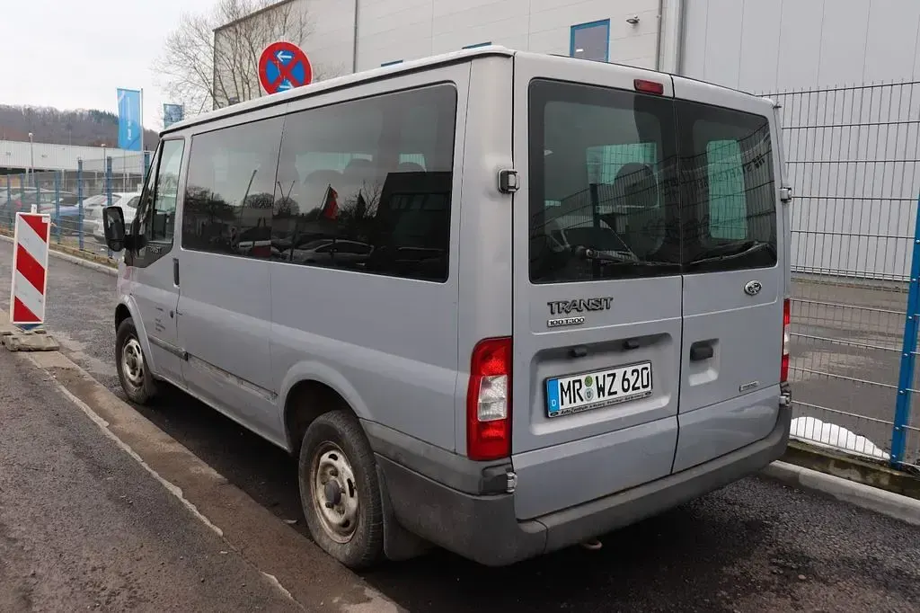 Używany Ford Transit Trend 101 KM (74 kW) 2012 Srebrny Kombi