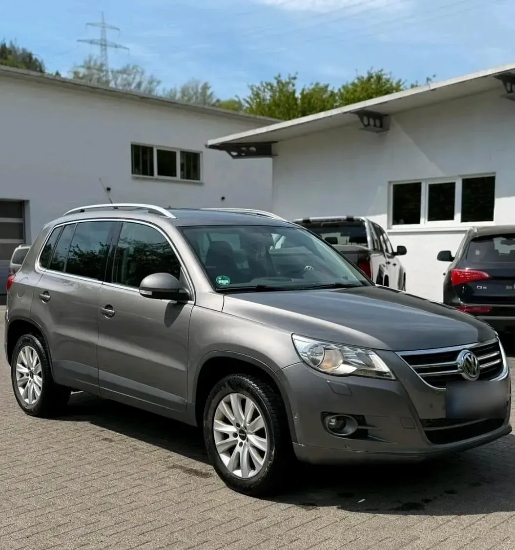 Używany VW Tiguan 140 KM (102 kW) 2010 Szary SUV