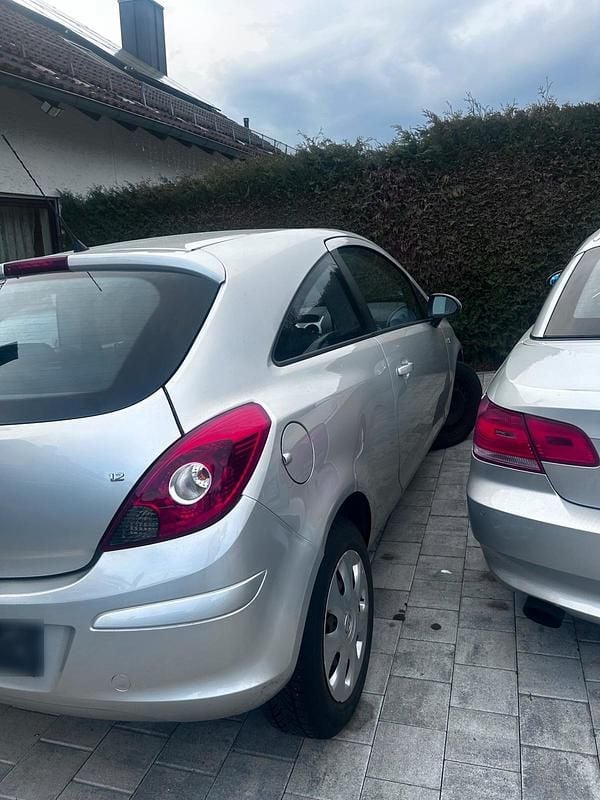 Gebraucht Opel Corsa 69 PS (50 kW) 2017 Silber Kleinwagen