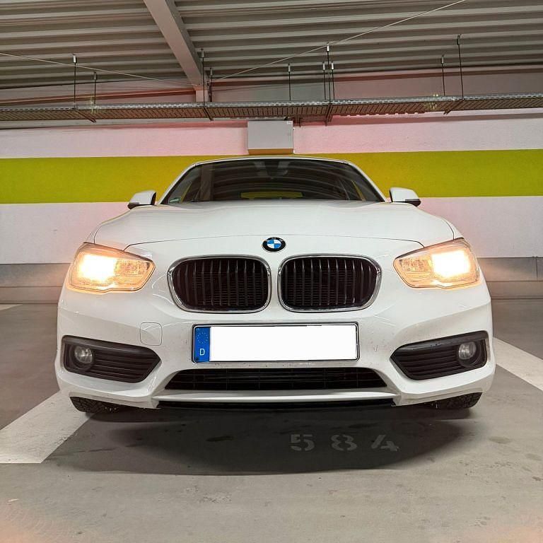 Gebraucht BMW 116 116 PS (85 kW) 2016 Weiß Kleinwagen