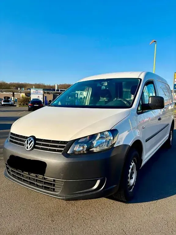 Usado VW Caddy 105 HP (77 kW) 2015 Branco Monovolume