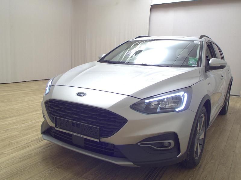 Gebraucht Ford Focus Active 120 PS (88 kW) 2021 Silber Kombi