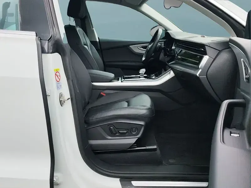 Gebraucht Audi Q8 340 PS (250 kW) 2023 Weiß SUV