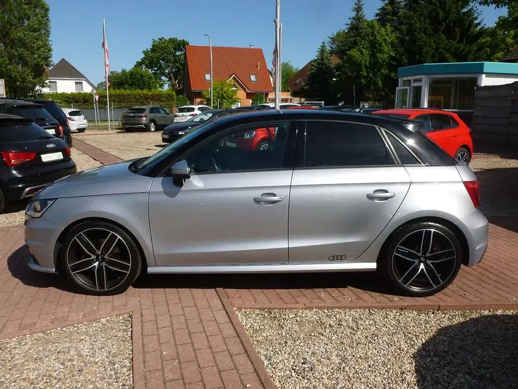 Gebraucht Audi A1 Sportback S-Line 150 PS (110 kW) 2018 Florettsilber metallic Kleinwagen