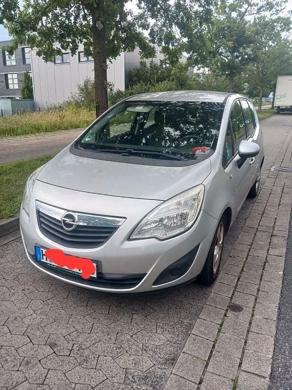 Silber Gebraucht 2013 Opel Meriva Active Van / Kleinbus | 5.600 € (Fairer Preis) - Bild 1/4