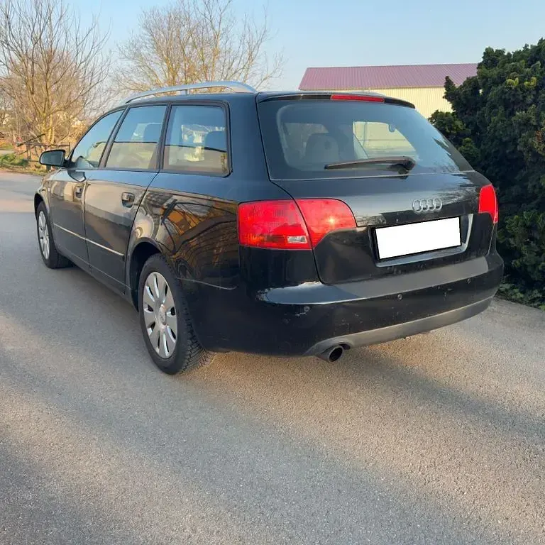Gebraucht Audi A4 131 PS (96 kW) 2005 Schwarz Kombi