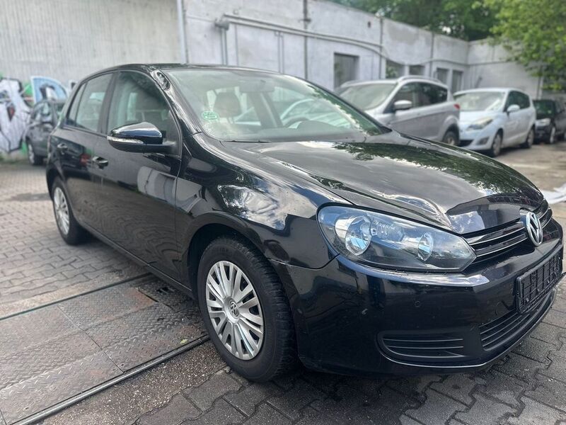Schwarz Gebraucht 2010 VW Golf VI Comfortline Limousine | 1.750 € (Superpreis) - Bild 1/4