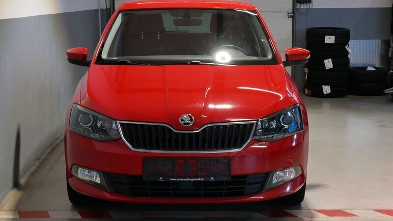 Corridarot Gebraucht 2015 Skoda Fabia Style Kleinwagen | 8.800 € (Fairer Preis) - Bild 1/4