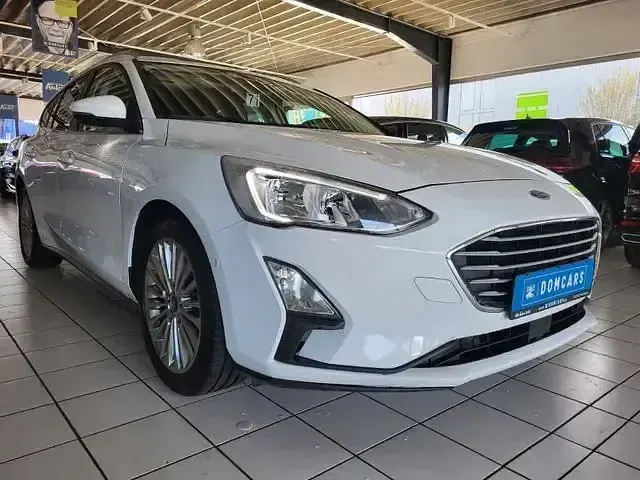 Gebraucht Ford Focus Cool & Connect 120 PS (88 kW) 2019 Weiß Kombi