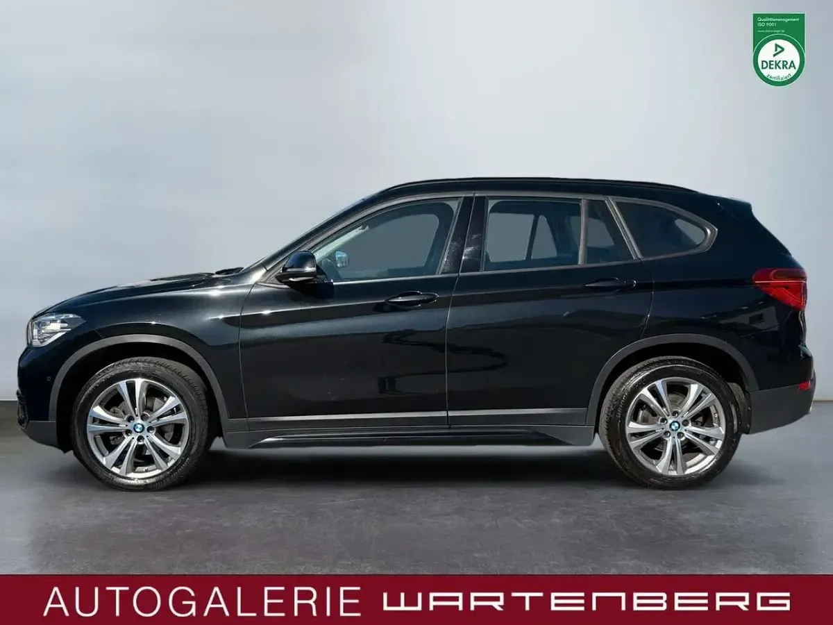 Gebraucht BMW X1 Sport Line 150 PS (110 kW) 2019 Schwarz SUV