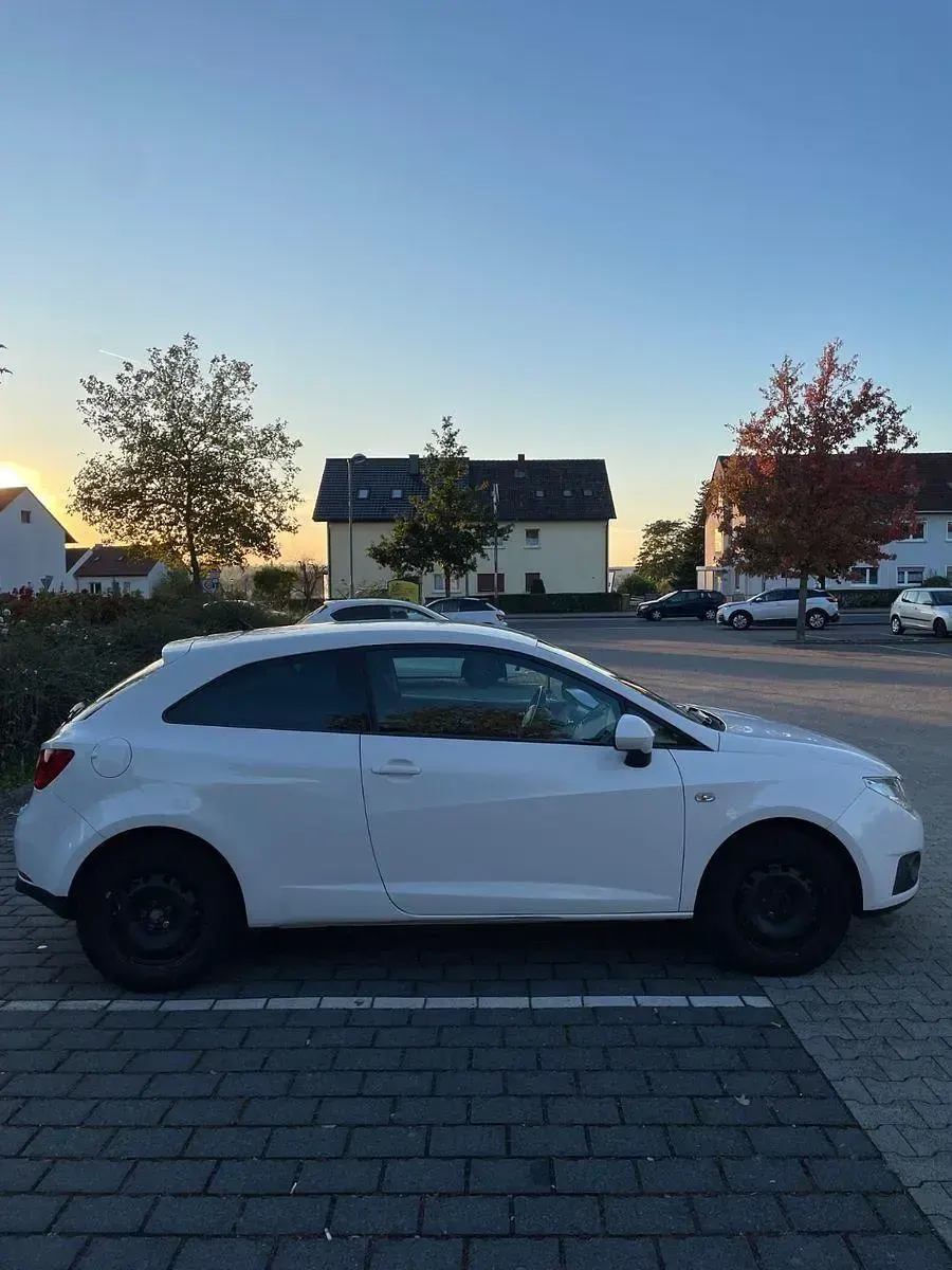 Gebraucht Seat Ibiza SC Sport 86 PS (63 kW) 2010 Weiß Kleinwagen