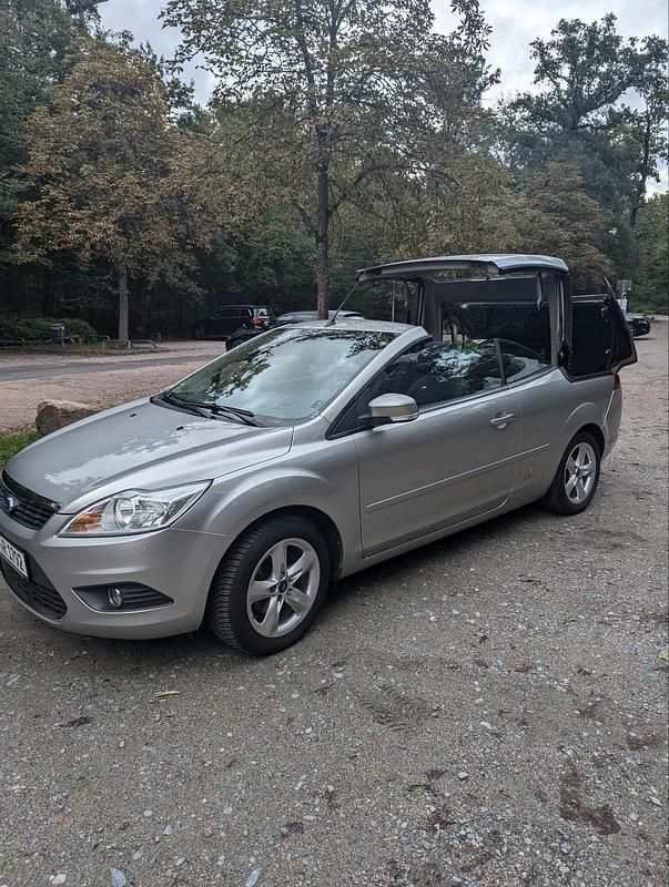 Silber Gebraucht 2010 Ford Focus Cabriolet Cabrio | 6.250 € (Teuer) - Bild 1/4