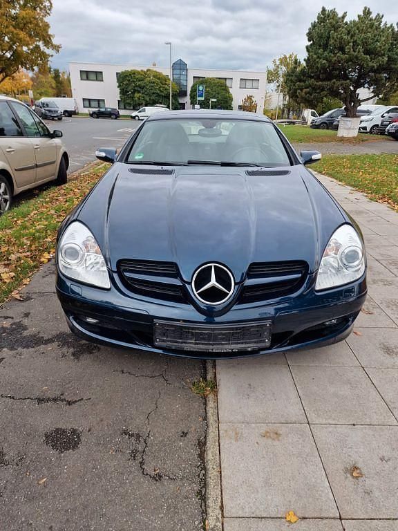Blau Gebraucht 2007 Mercedes SLK200 Cabrio | 6.950 € (Superpreis) - Bild 1/4