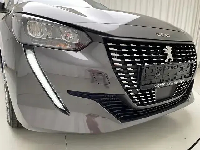 Gebraucht Peugeot 208 Allure 101 PS (74 kW) 2023 Grau Kleinwagen