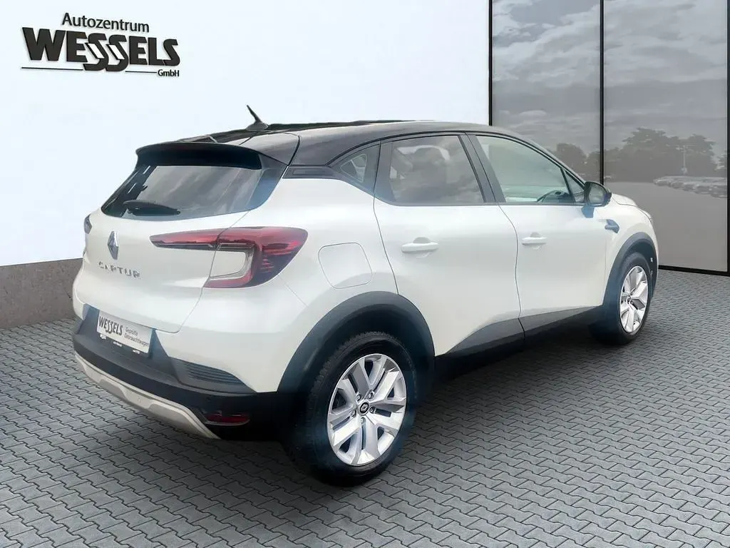 Gebraucht Renault Captur Zen 140 PS (102 kW) 2022 Weiß SUV