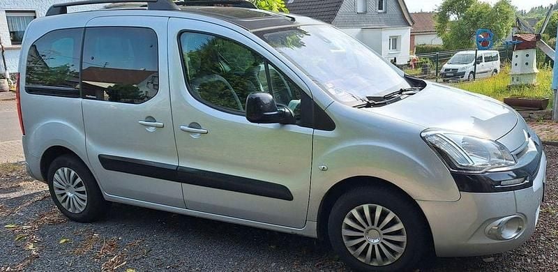 Gebraucht Citroën Berlingo 92 PS (67 kW) 2012 Grau Van / Kleinbus