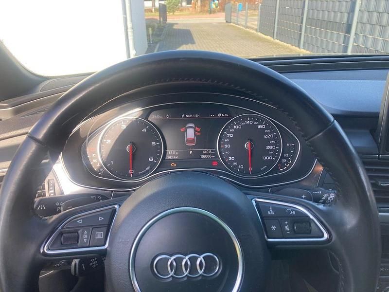 Gebraucht Audi A6 Ambiente 313 PS (230 kW) 2013 Schwarz Kombi