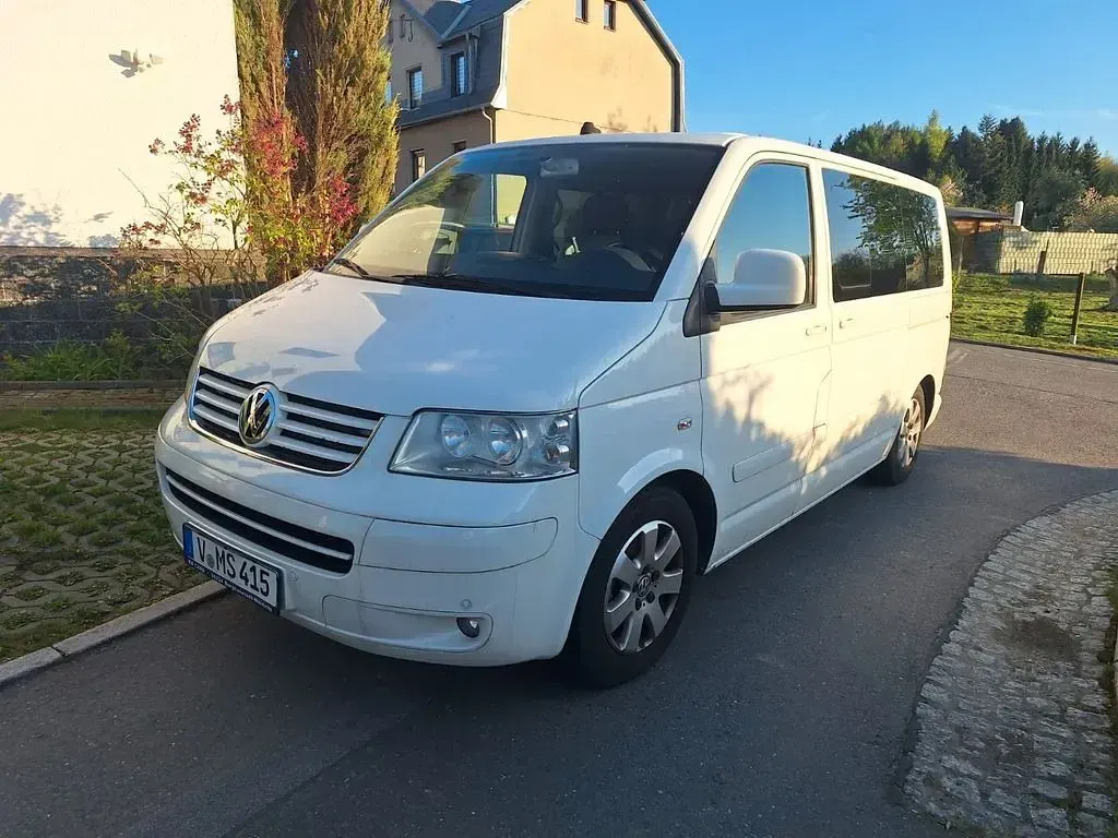 Gebraucht VW Multivan United 174 PS (127 kW) 2008 Weiß Van / Kleinbus