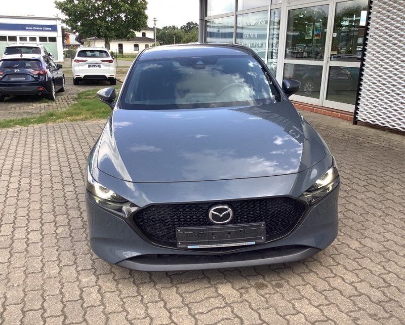 Andere farbe Gebraucht 2020 Mazda 3 Selection Kleinwagen | 17.990 € (Guter Preis) - Bild 1/4