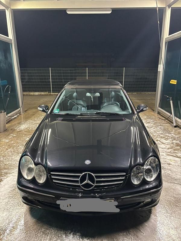 Schwarz Gebraucht 2003 Mercedes CLK320 Cabrio | 4.000 € (Fairer Preis) - Bild 1/4