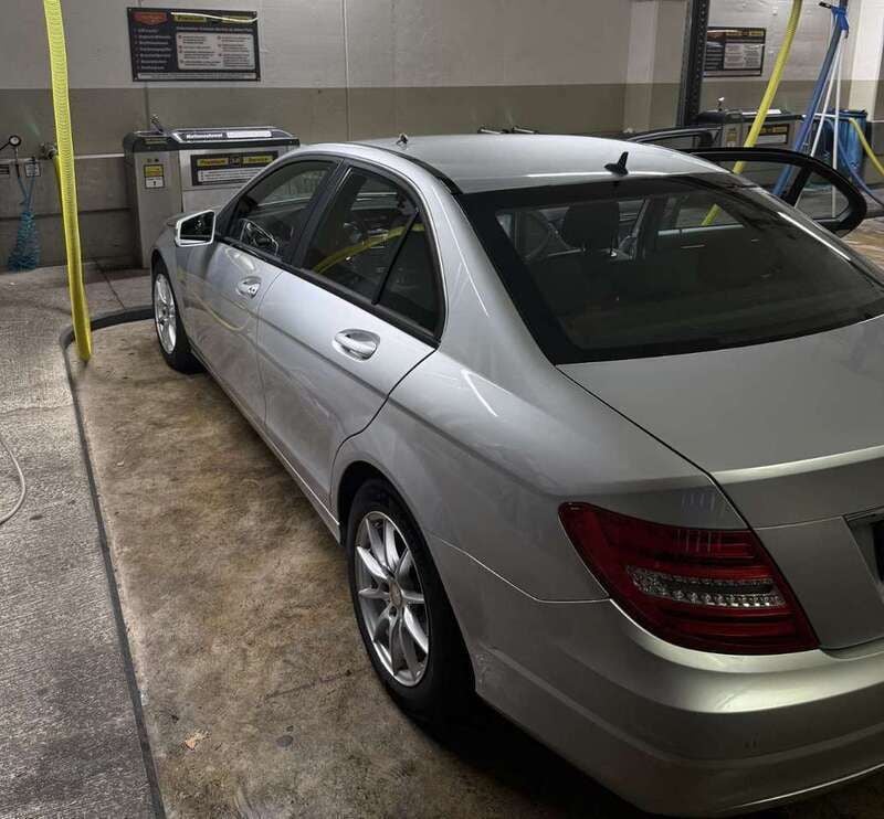 Gebraucht 2011 Mercedes C180 Elegance Limousine | 9.000 € (Guter Preis) - Bild 1/4