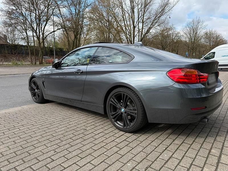Gebraucht BMW 420 196 PS (144 kW) 2016 Grau Coupé
