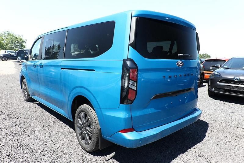 Neu Ford Tourneo Custom Titanium 170 PS (125 kW) 2025 Blau metallic Van