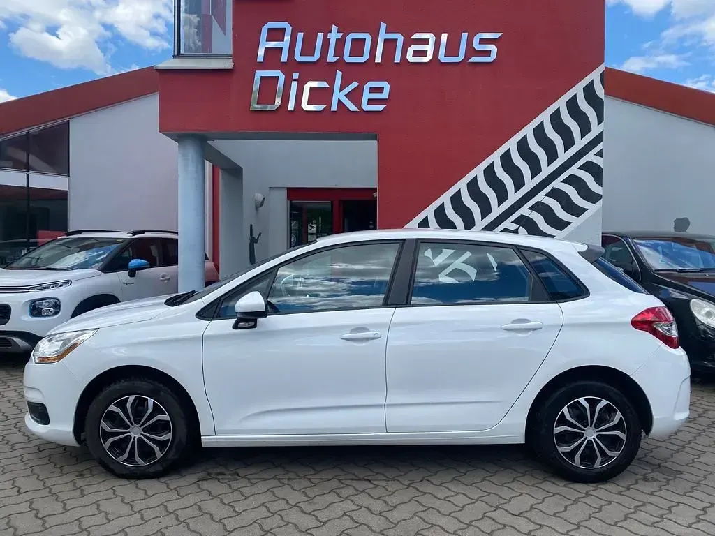 Gebraucht Citroën C4 Live 110 PS (80 kW) 2017 Weiß Limousine