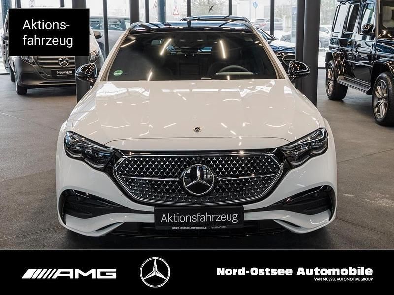Gebraucht Mercedes E300 AMG 313 PS (230 kW) 2026 Unilack polarweiß Kombi