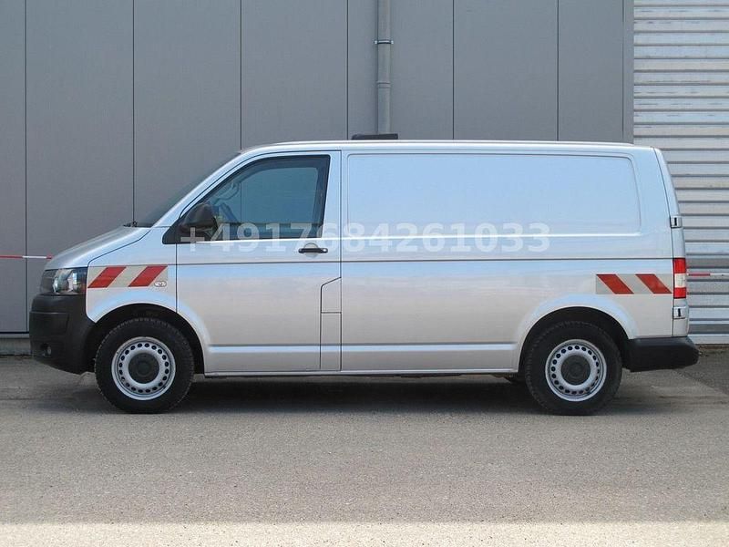 Gebraucht VW Transporter 140 PS (102 kW) 2014 Silber Van