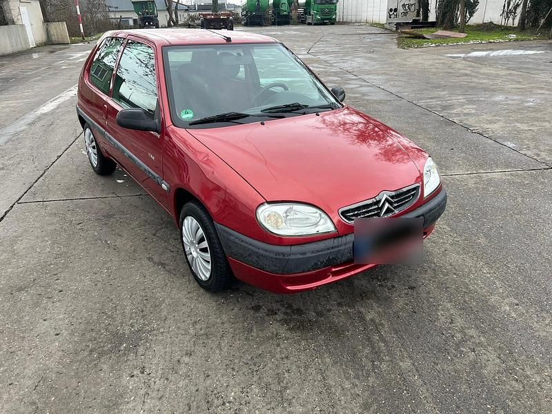 Gebraucht Citroën Saxo 60 PS (44 kW) 2003 Rot Kleinwagen