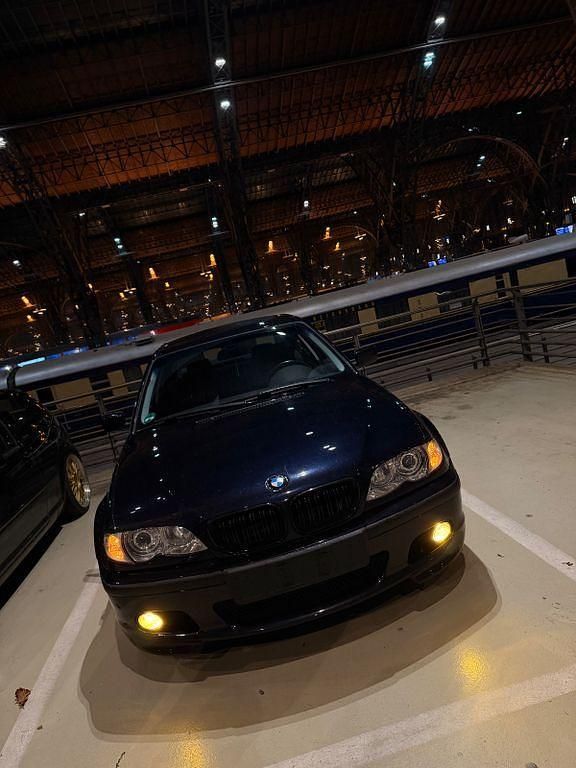 Brugt BMW 318 Performance 143 HK (105 kW) 2002 Sort Sedan